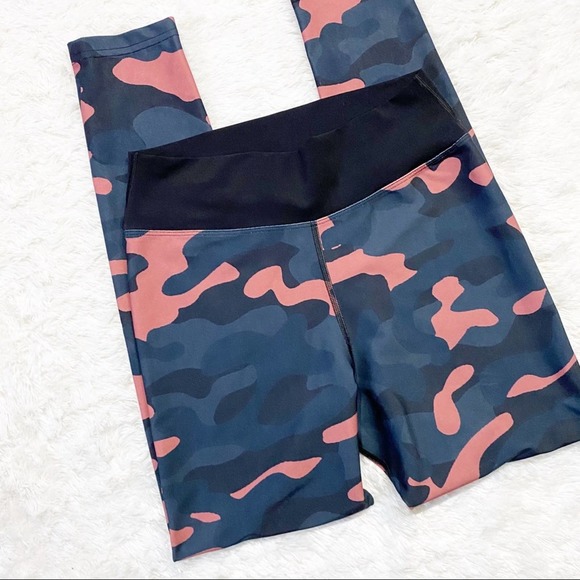 Superstacy Pants - Superstacy Camo Leggings